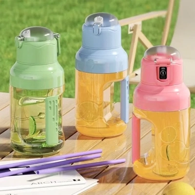 خلاط وعصارة عصير محمول ببطارية قابلة للشحن 1500 مل