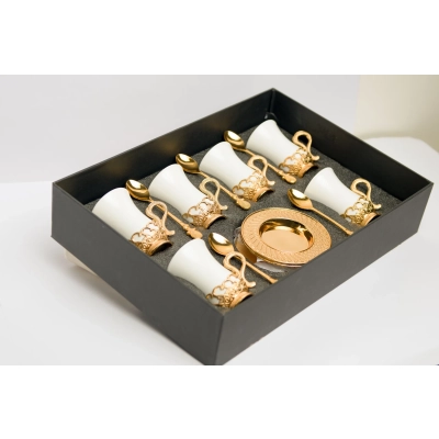 طقم كاسات شاي بقاعدة ذهبي فاخر